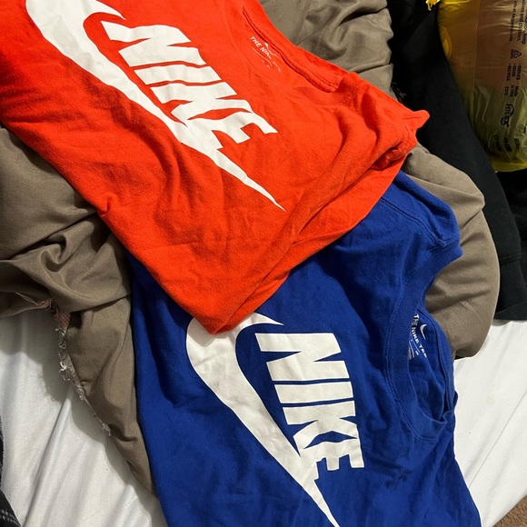 Nike Other - Nike shirt bundle